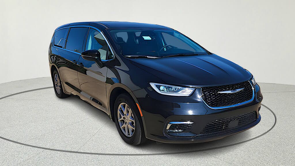 2024 Chrysler Pacifica Touring L FWD