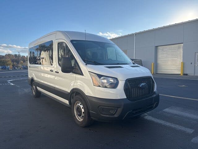 2025 Ford Transit Passenger 350 XL Medium Roof LB RWD