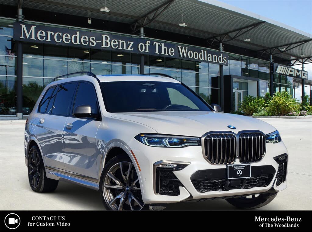 2022 BMW X7 M50i AWD