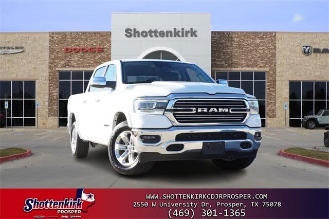 2022 RAM 1500 Laramie Crew Cab 4WD