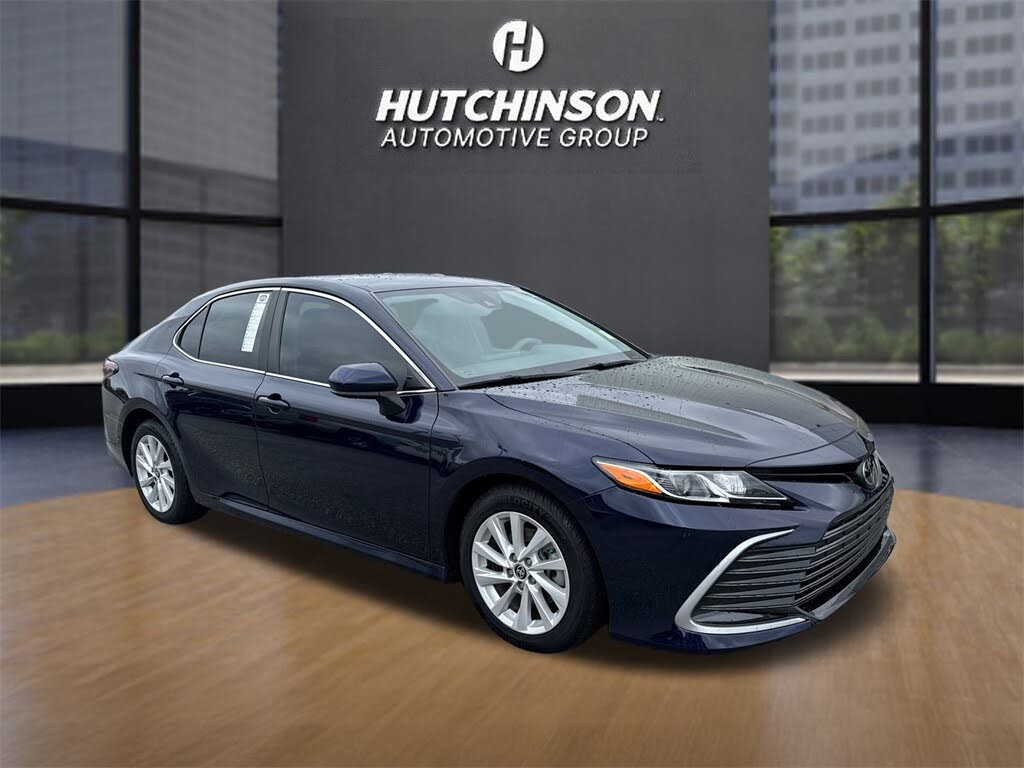 2022 Toyota Camry LE FWD