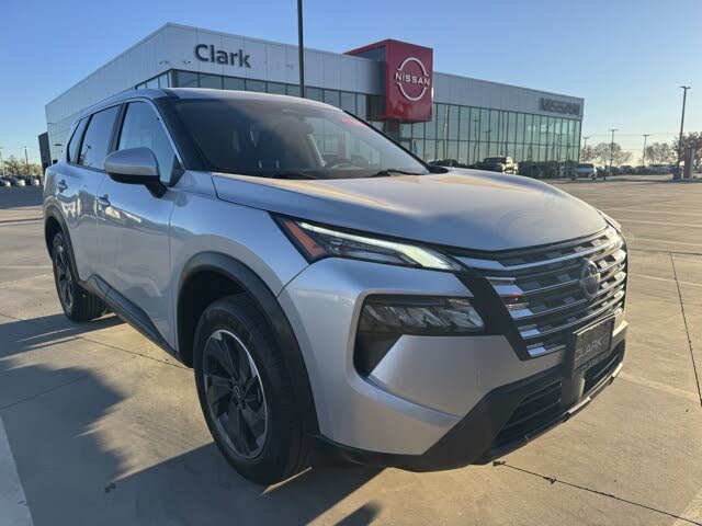 2024 Nissan Rogue SV FWD