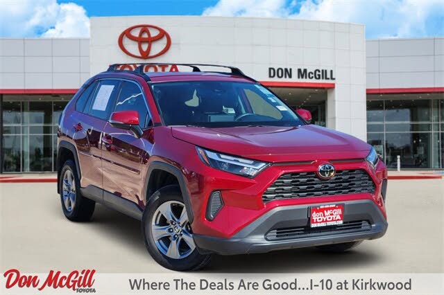 2024 Toyota RAV4 XLE FWD