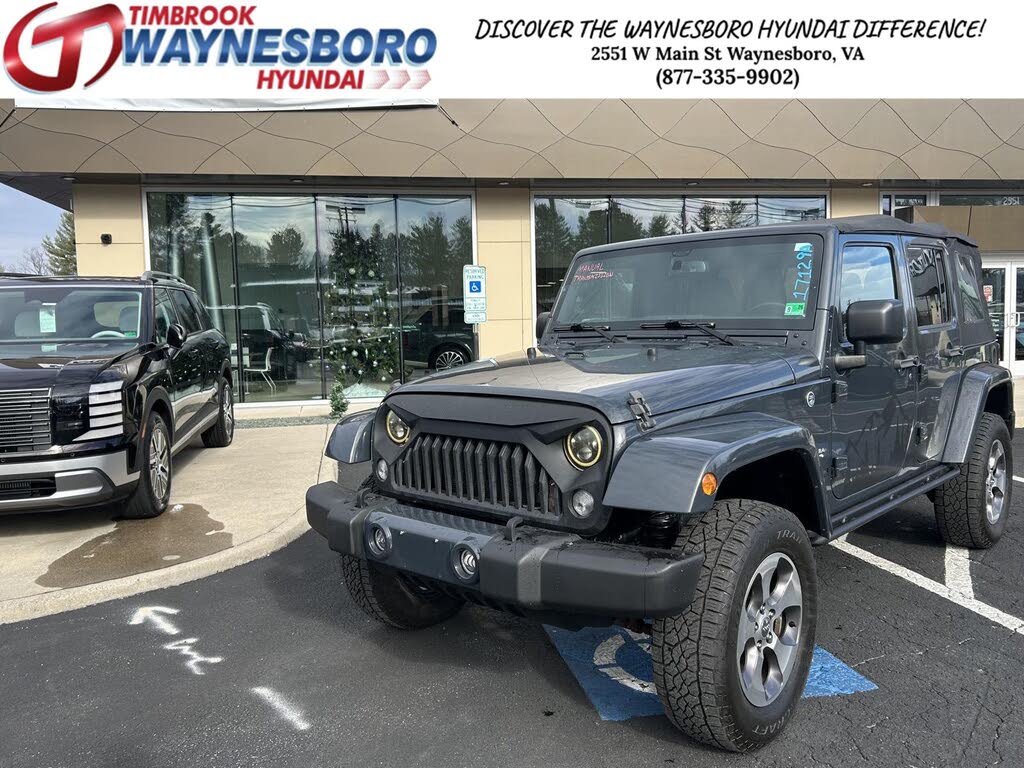 2016 Jeep Wrangler Unlimited Sahara 4WD