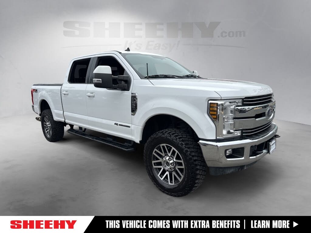 2019 Ford F-250 Super Duty Lariat Crew Cab 4WD
