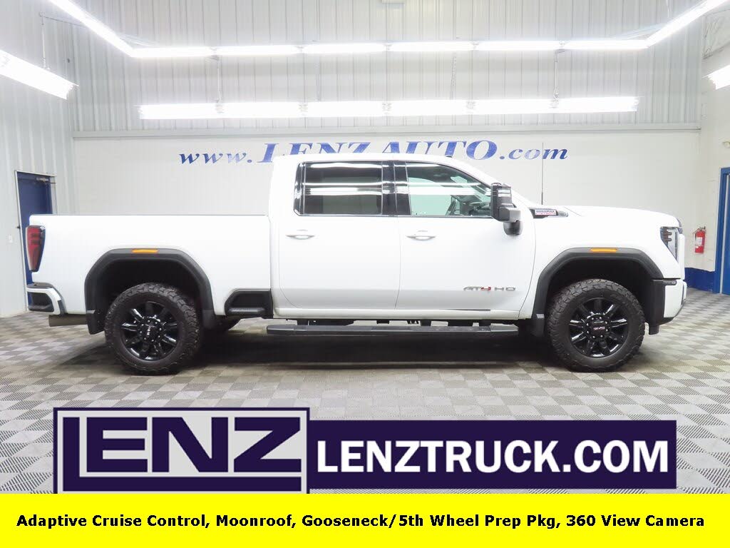 2024 GMC Sierra 2500HD AT4 Crew Cab 4WD