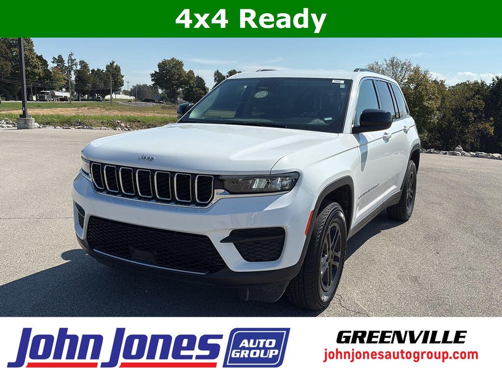 2024 Jeep Grand Cherokee Laredo 4WD