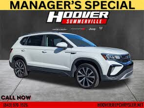 Volkswagen Taos SE FWD