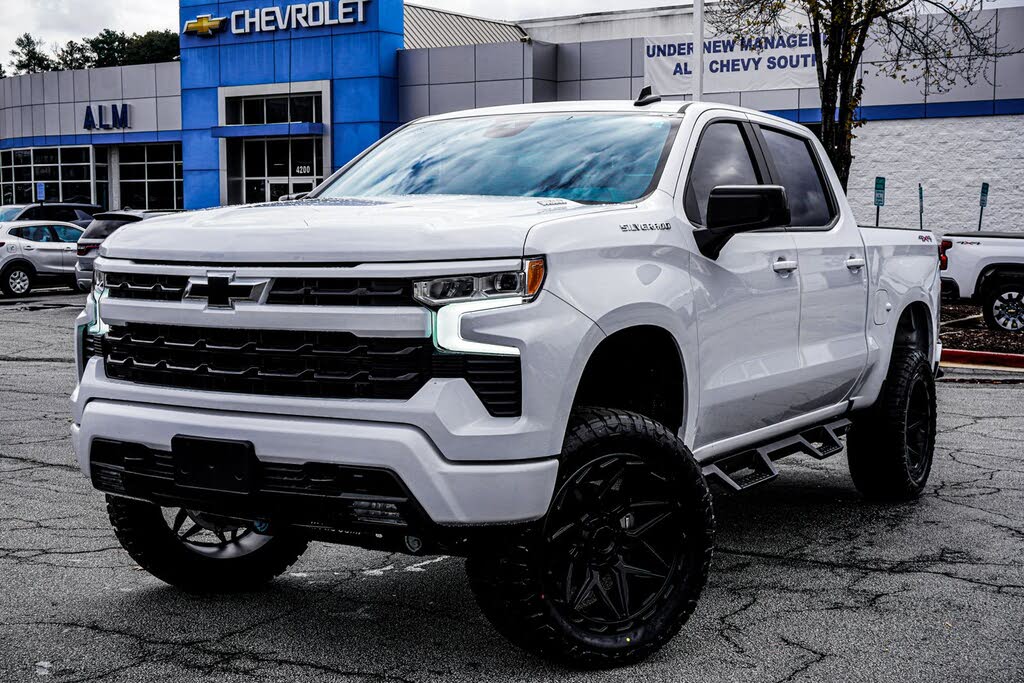 2025 Chevrolet Silverado 1500 RST Crew Cab 4WD