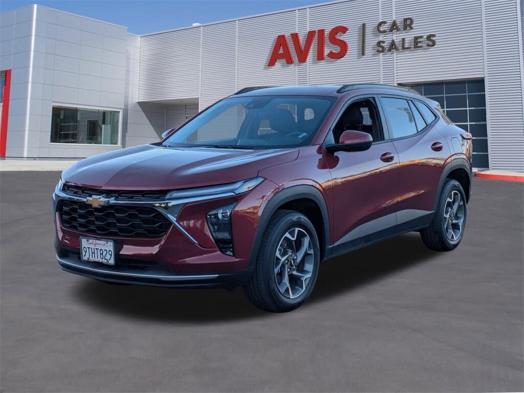 2025 Chevrolet Trax LT FWD