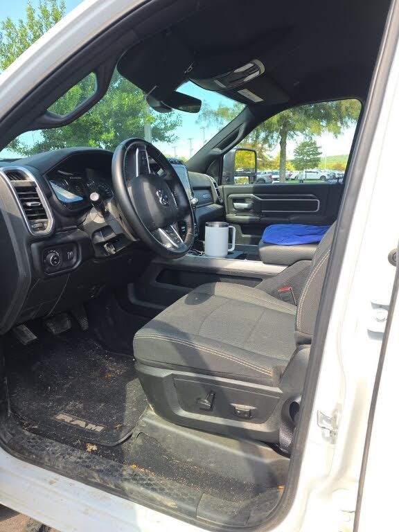 2024 RAM 2500 Big Horn Crew Cab 4WD