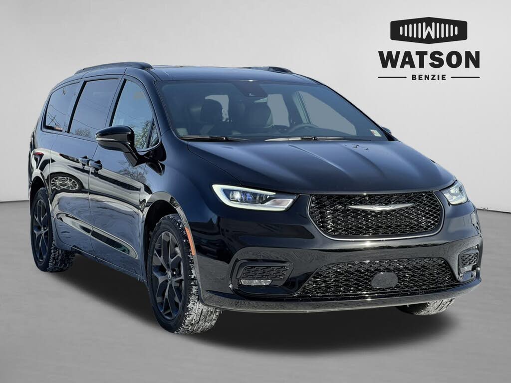 2026 Chrysler Pacifica Select AWD