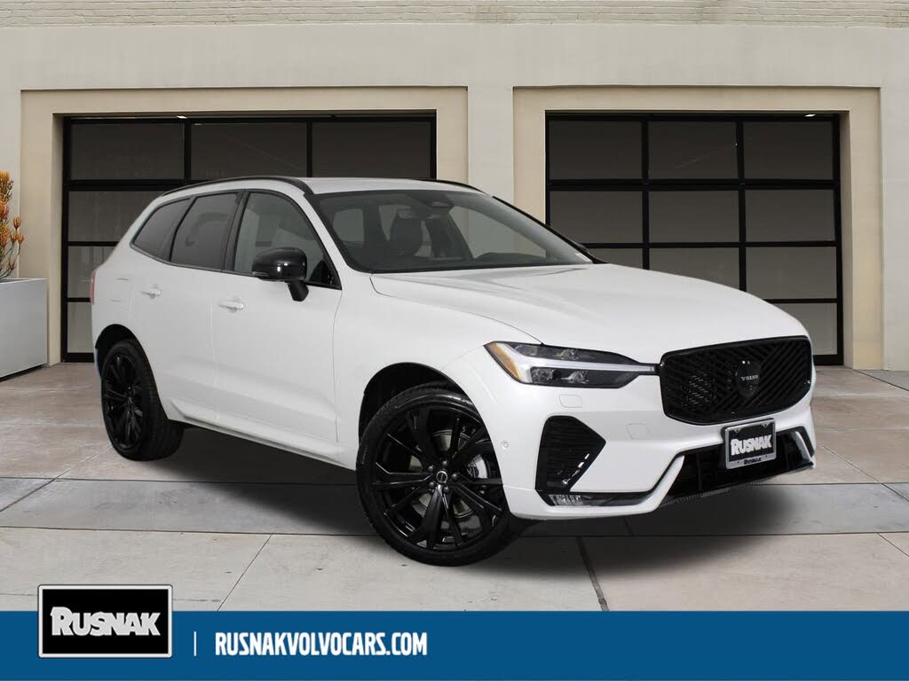 2026 Volvo XC60 B5 Ultra Black Edition AWD