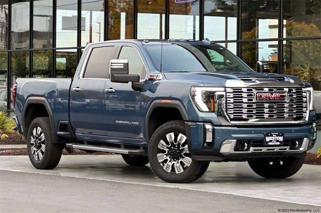 2024 GMC Sierra 3500HD Denali Crew Cab 4WD