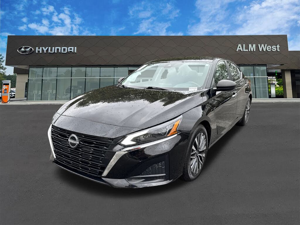 2024 Nissan Altima 2.5 SV FWD