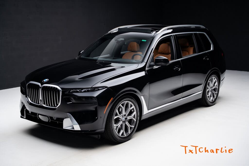 2025 BMW X7 xDrive40i AWD