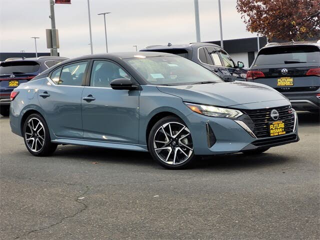 2025 Nissan Sentra SR FWD