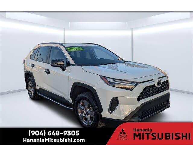 2025 Toyota RAV4 XLE FWD
