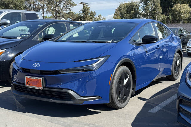 2026 Toyota Prius LE FWD