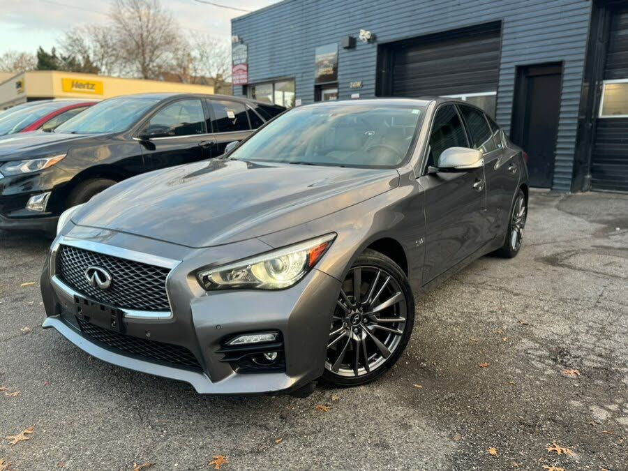 2016 INFINITI Q50 Red Sport 400 AWD
