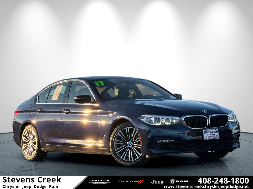 2017 BMW 5 Series 530i Sedan RWD