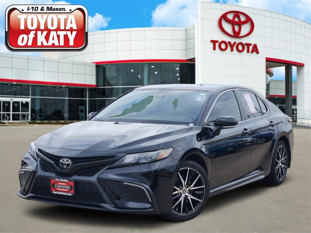 2024 Toyota Camry SE FWD