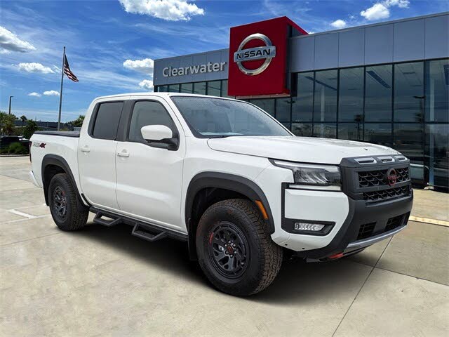 2026 Nissan Frontier PRO-4X Crew Cab 4WD