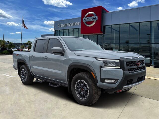 2026 Nissan Frontier PRO-4X Crew Cab 4WD