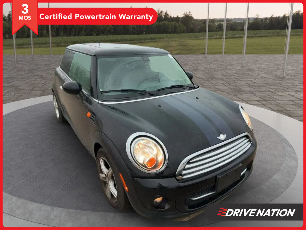 2013 MINI Cooper Hatchback FWD