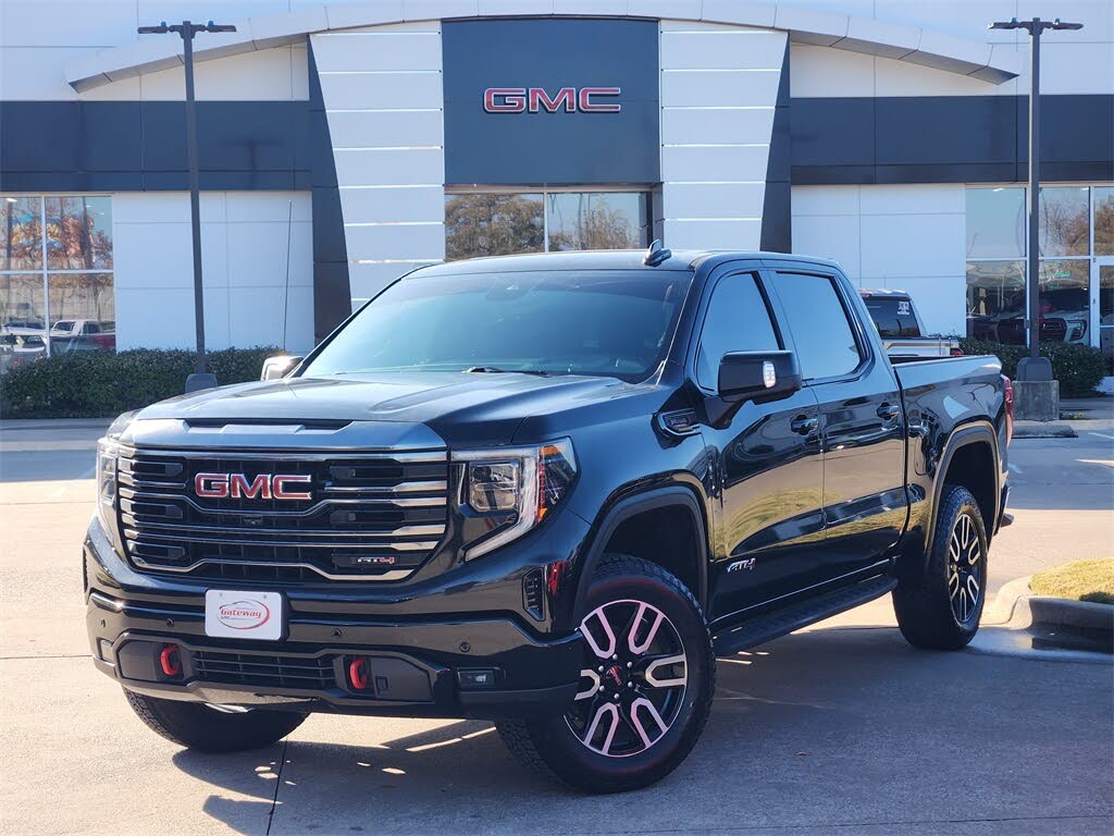 2022 GMC Sierra 1500 AT4 Crew Cab 4WD