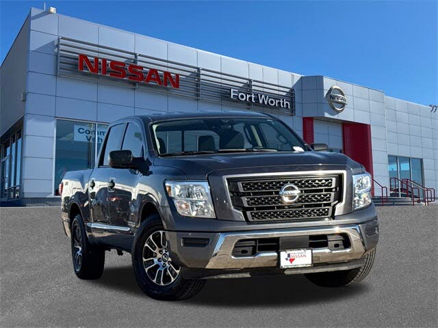 2022 Nissan Titan SV Crew Cab RWD