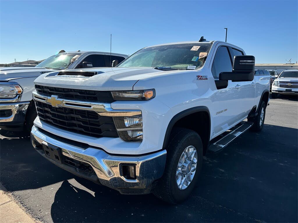 2024 Chevrolet Silverado 2500HD LT Crew Cab 4WD