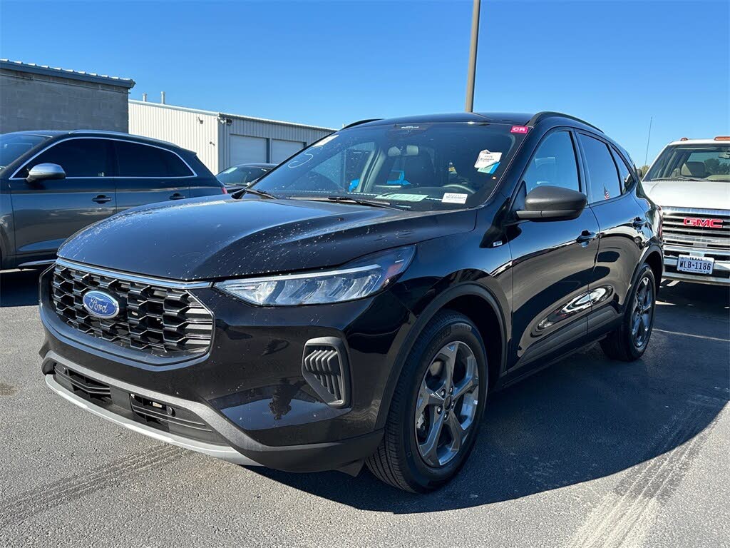 2025 Ford Escape ST-Line FWD