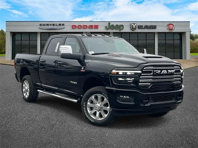 2025 RAM 2500 Laramie Crew Cab 4WD