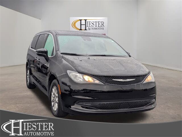 2026 Chrysler Voyager LX FWD