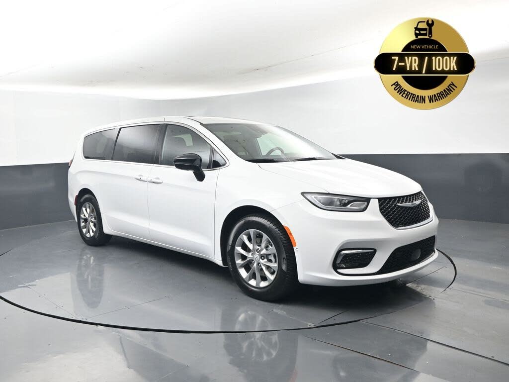 2026 Chrysler Pacifica Limited FWD