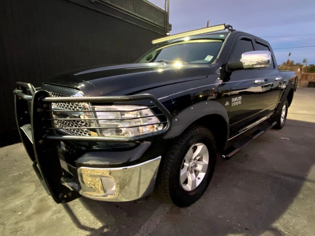 2013 RAM 1500 SLT Crew Cab 4WD