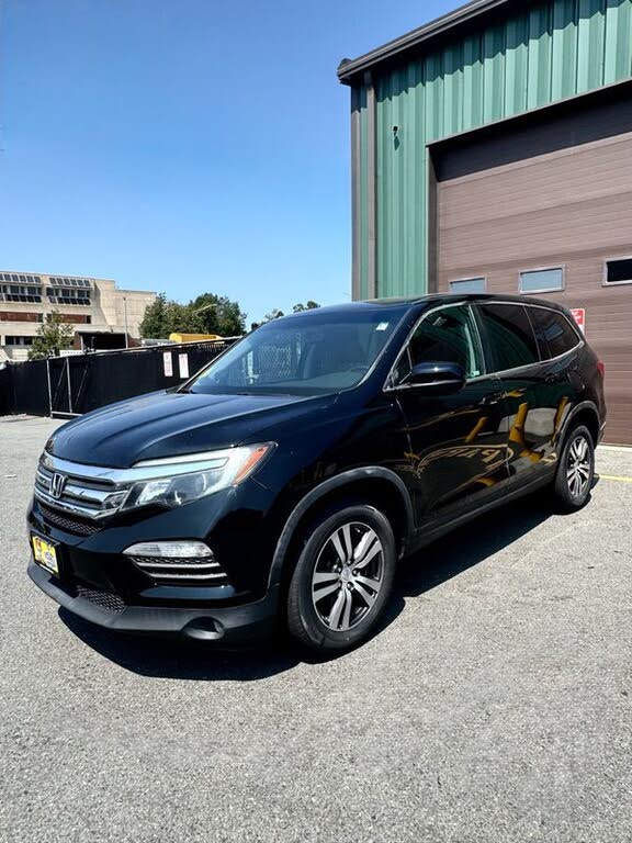 2018 Honda Pilot EX-L AWD with Navigation