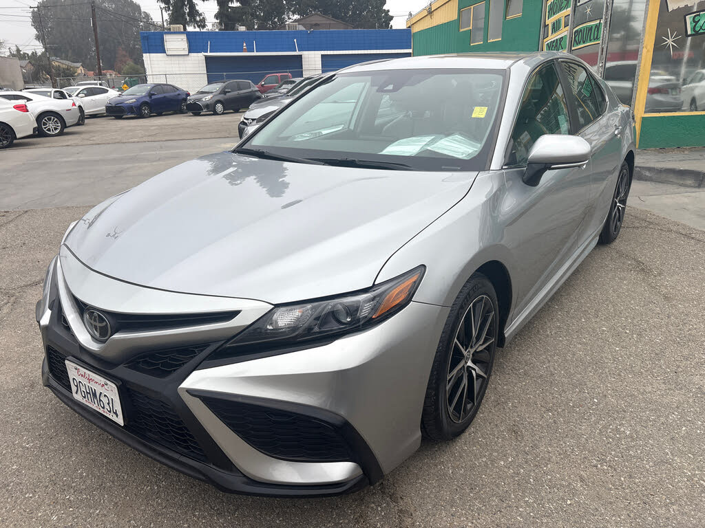 2023 Toyota Camry SE FWD