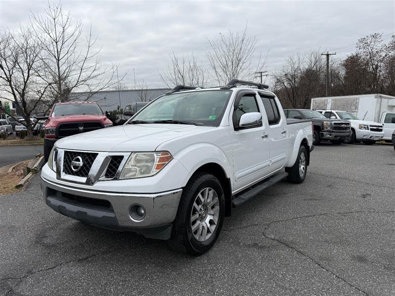 2011 Nissan Frontier SL Crew Cab 4WD LWB