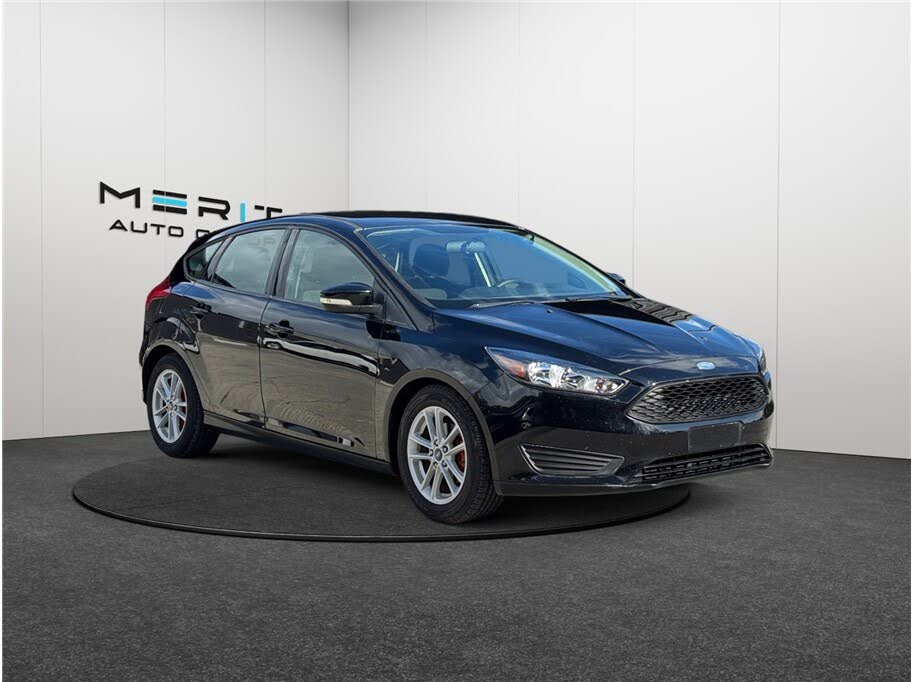 2017 Ford Focus SE Hatchback