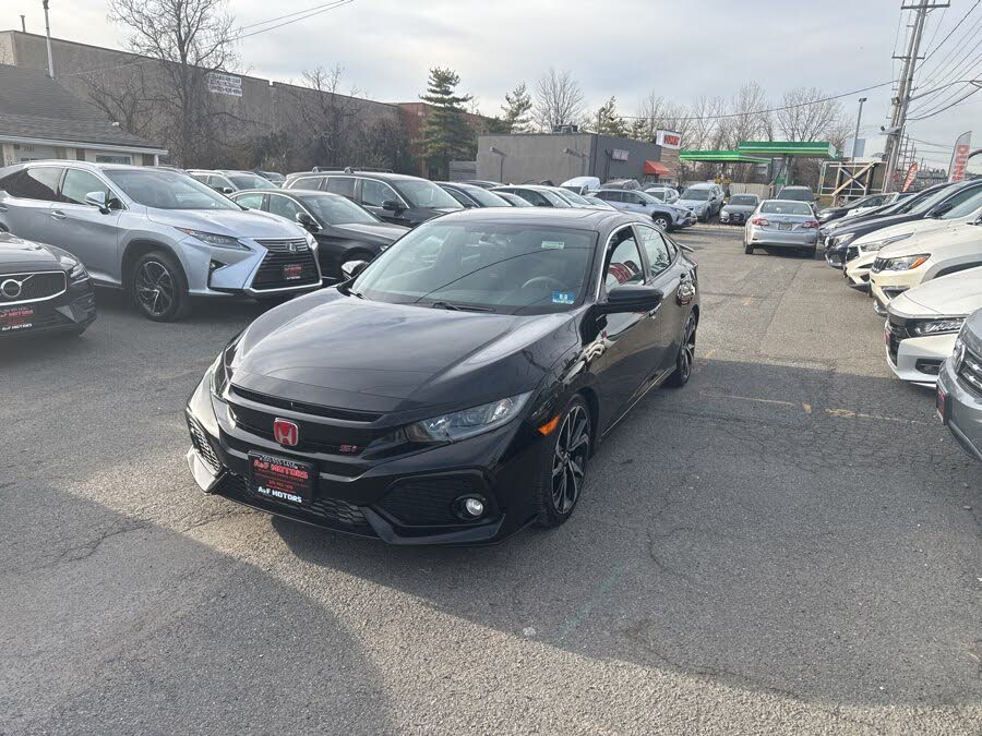 2018 Honda Civic Si with Summer Tires