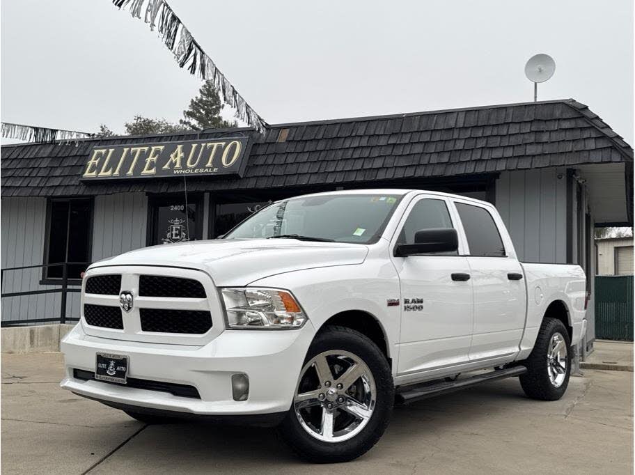2017 RAM 1500 Express Crew Cab 4WD