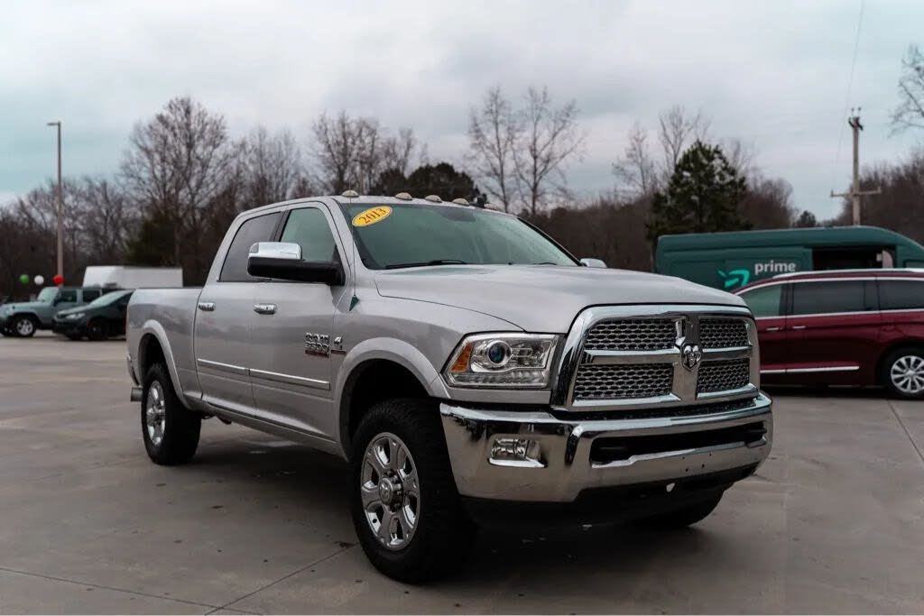 2013 RAM 3500 Laramie Crew Cab 4WD