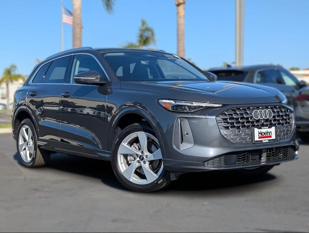 2025 Audi Q5 quattro Premium Plus 40 TFSI