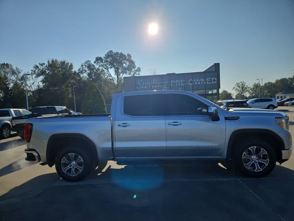 2021 GMC Sierra 1500 SLT Crew Cab 4WD