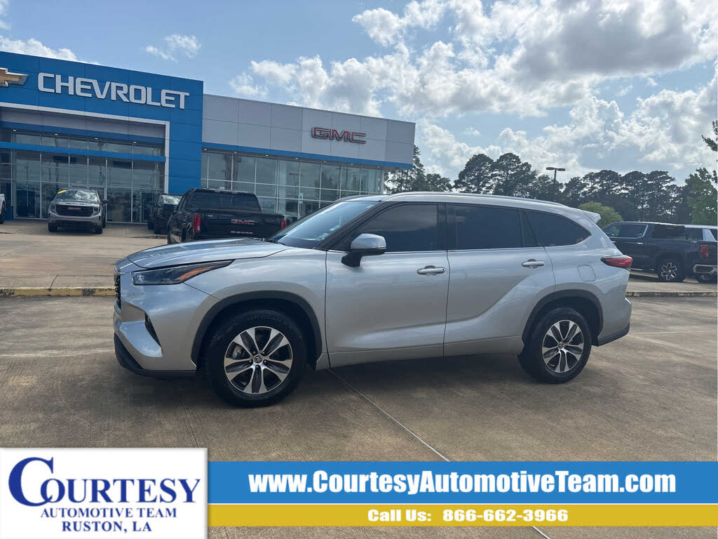 2021 Toyota Highlander XLE FWD