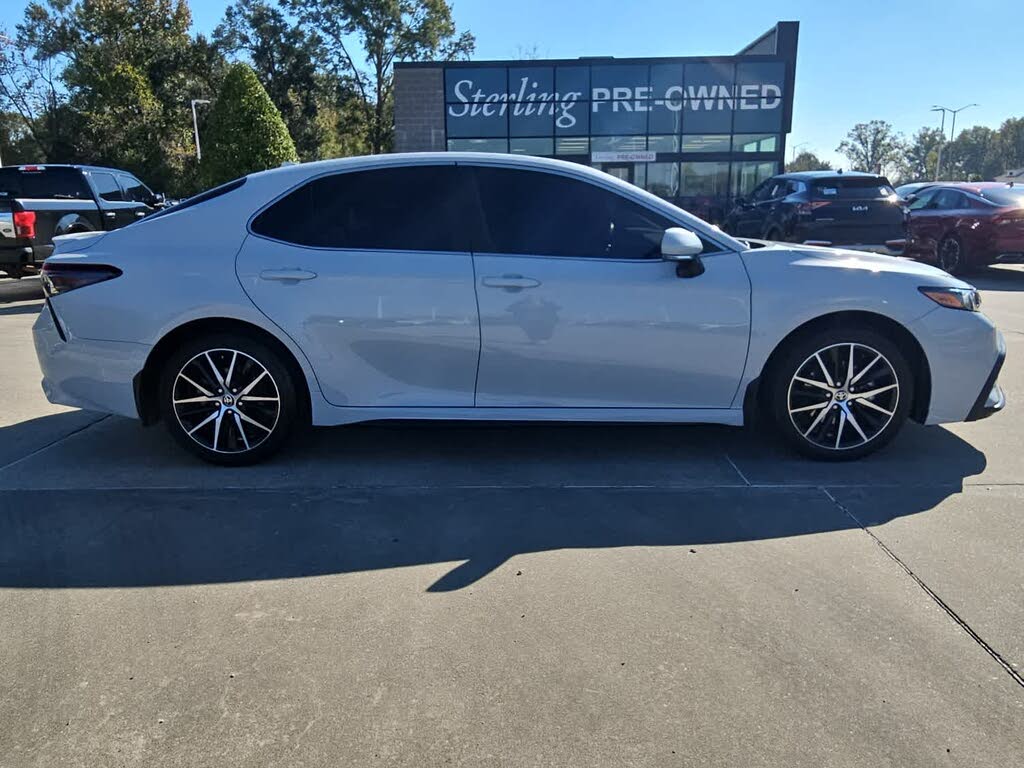 2023 Toyota Camry SE FWD