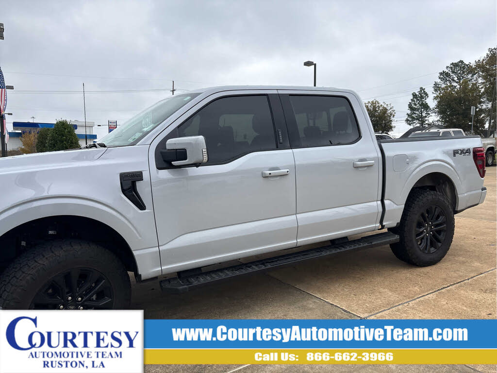 2025 Ford F-150 Lariat SuperCrew 4WD
