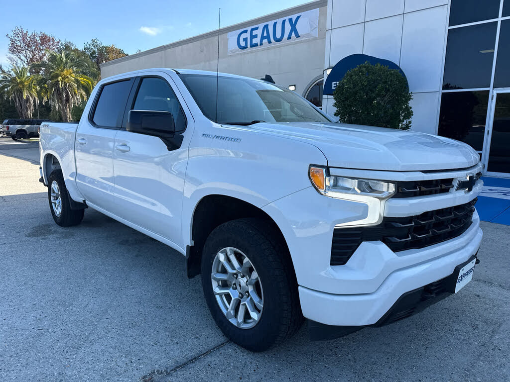 2022 Chevrolet Silverado 1500 RST Crew Cab 4WD